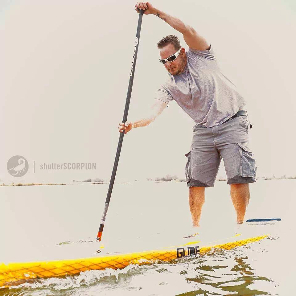 bungee cords on inflatable paddle board