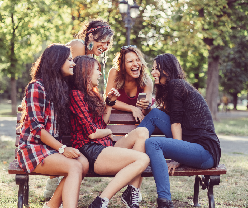 A group of friends spending time together without drinking alcohol