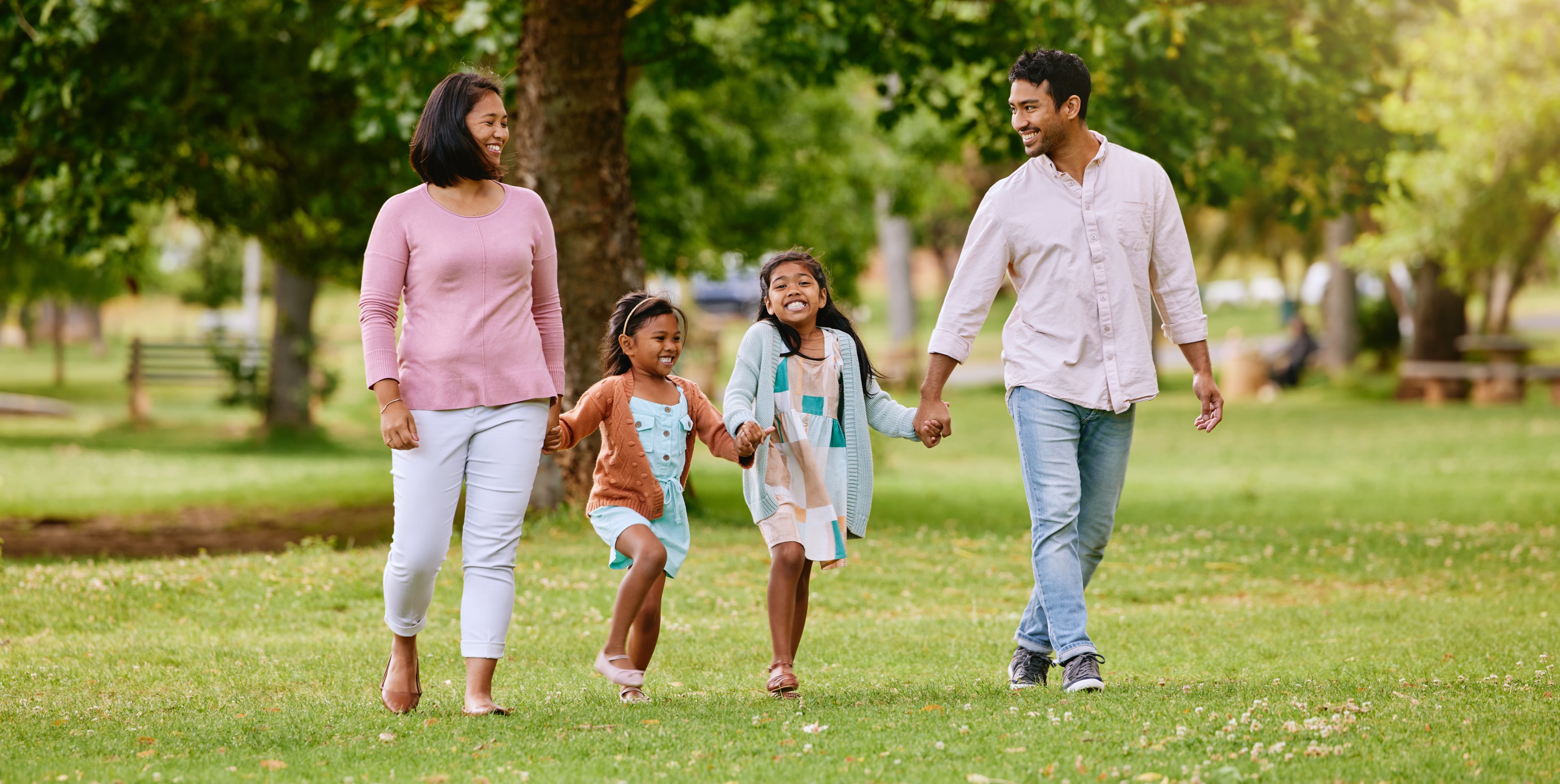Image of Manhattan family practicing weekend schema detox ritual walking in Central Park.