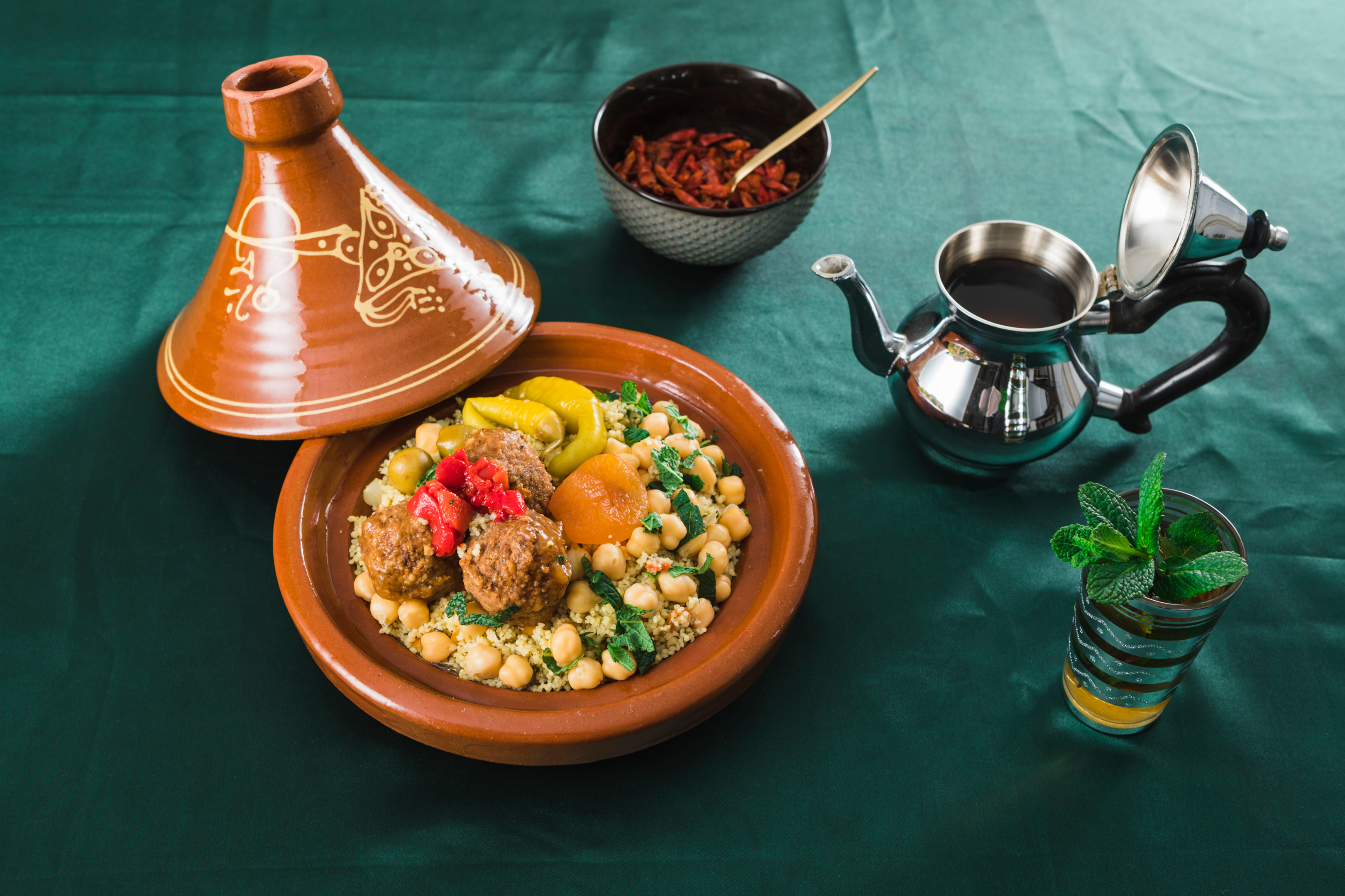 Moroccan beef stew tagine is an amazing recipe and well worth the try for your stew tonight!
