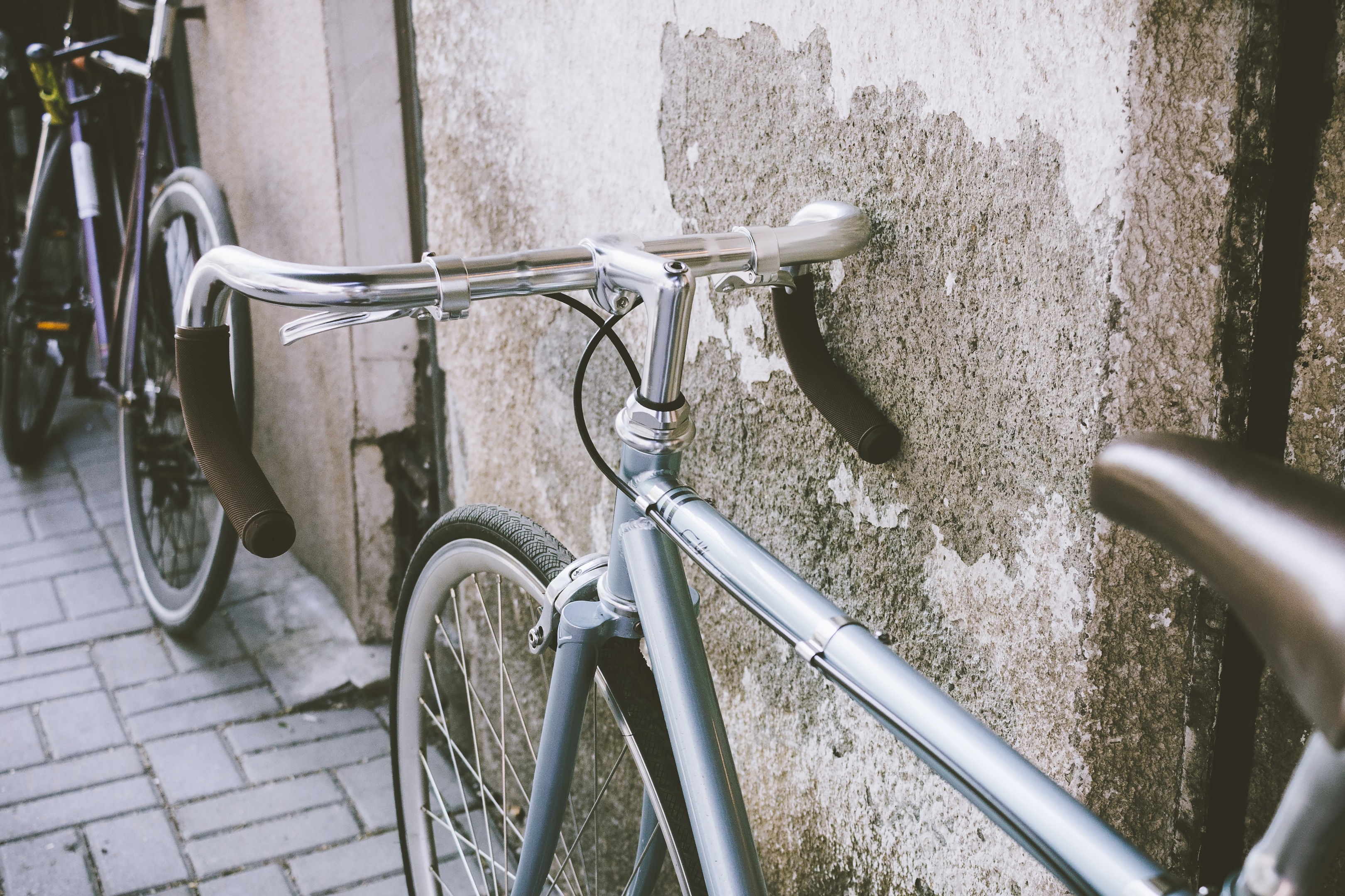 Bicicleta com guidão drop. Foto: Unsplash