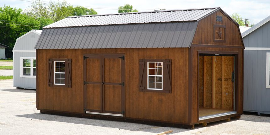 Barn-Style Shed