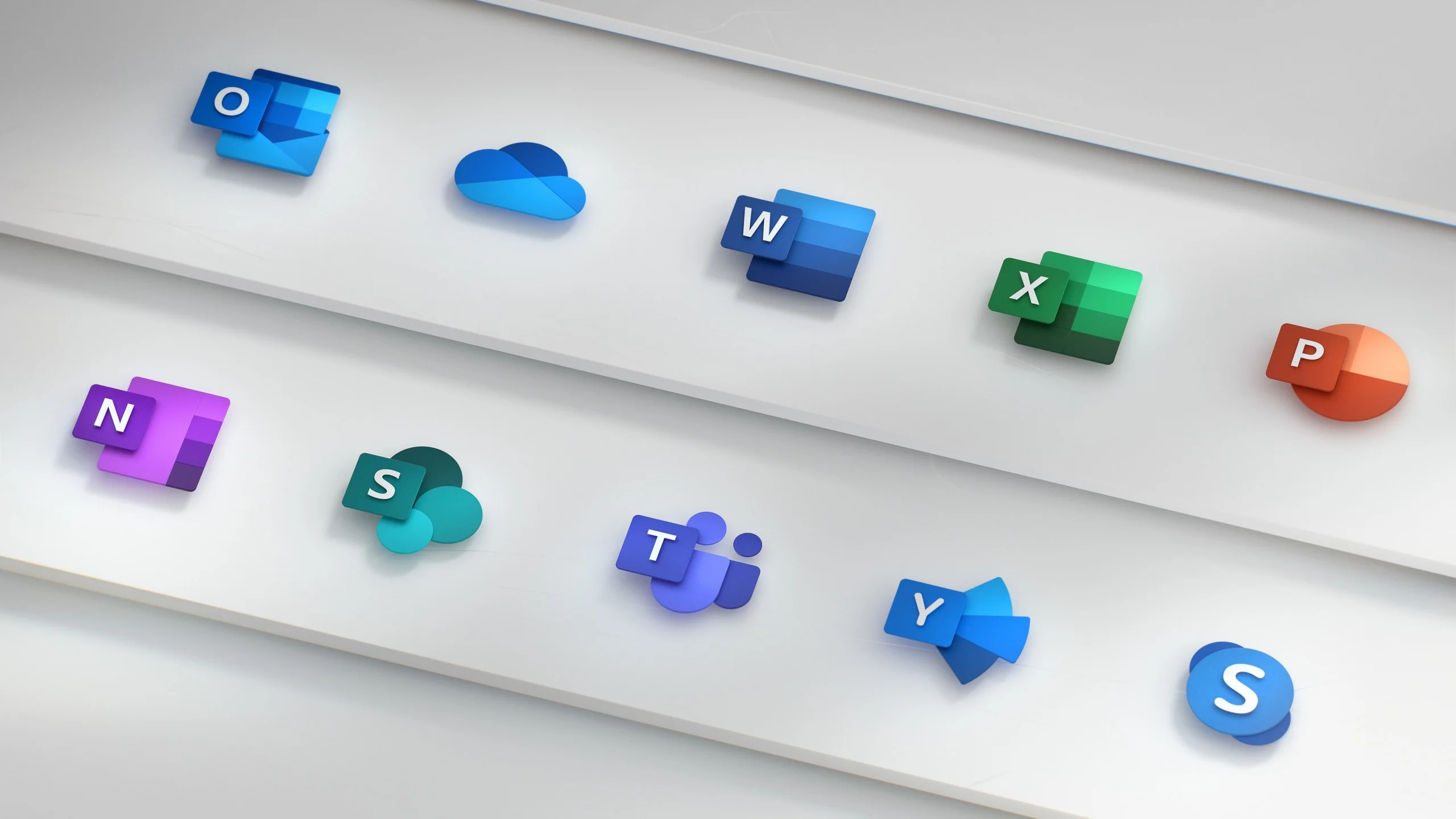 Microsoft Office 365: Familiar Tools with Cloud Integration