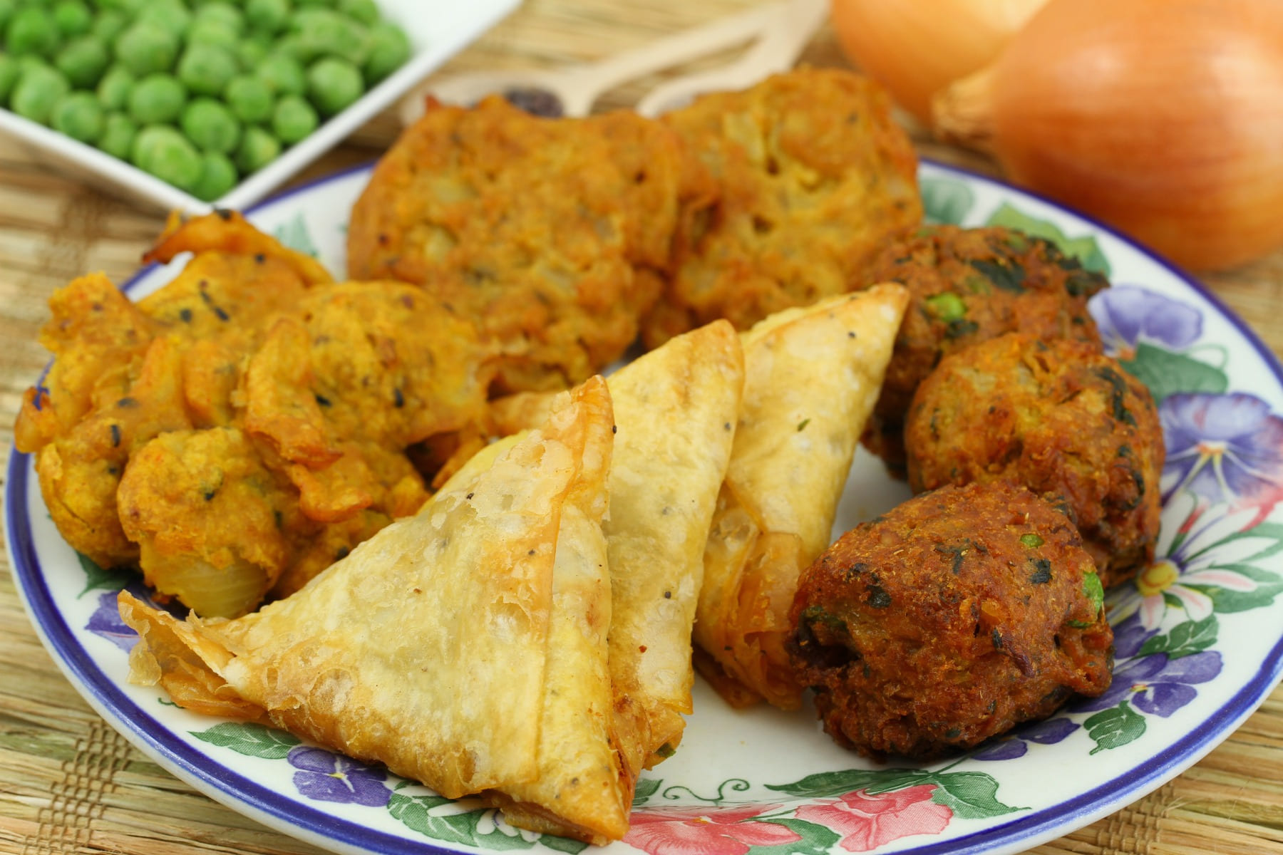 Golden and crispy Indian pakoras – a delightful treat for your taste buds.