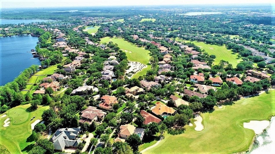 Luxurious golf community with upscale amenities in Orlando