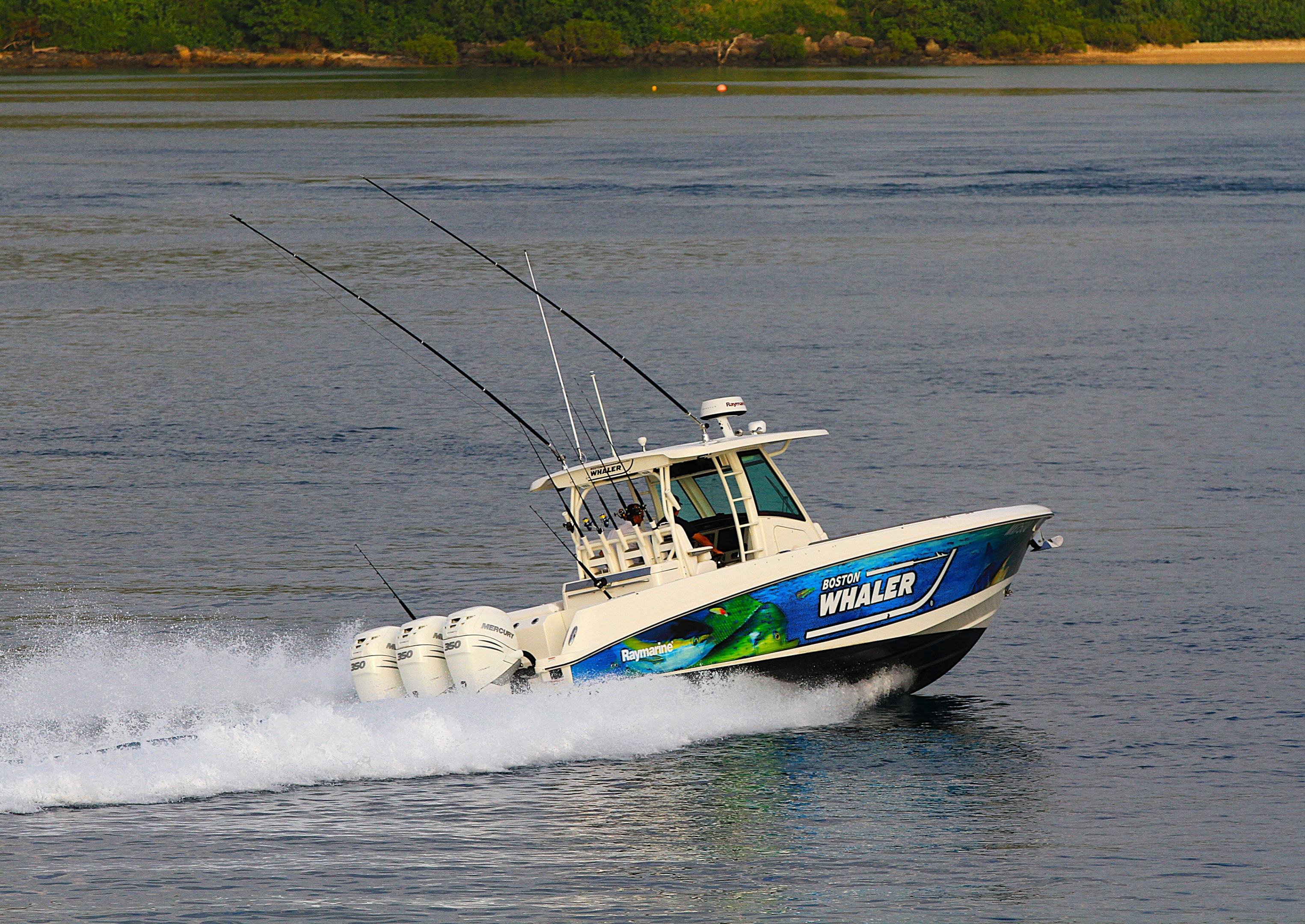 The Boston Whaler 350 Outrage features a terrific rigging station and plenty of drink holders