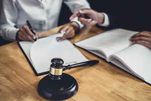 Choosing the right injury lawyer for your needs