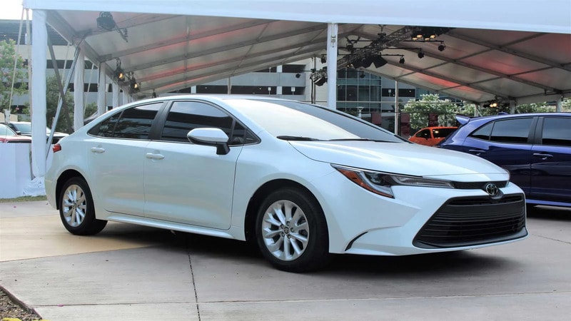 Hybrid Toyota trims only accept factory LEDs or HIDs