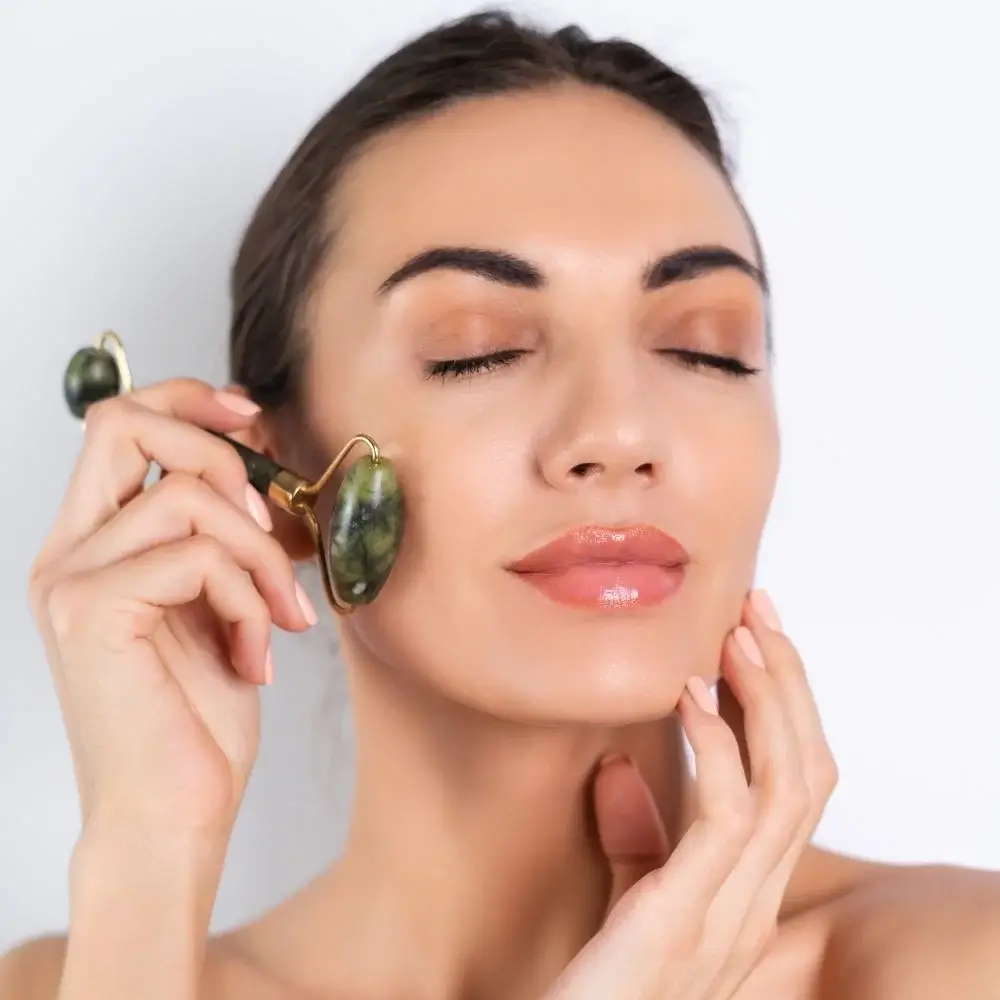 Best Face Oil For Gua Sha Massage Our Top 3 Picks