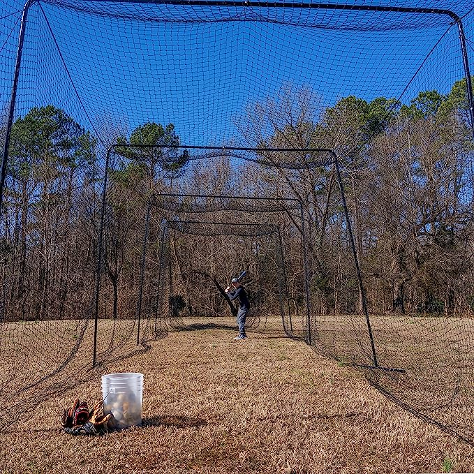 A complete backyard batting cage