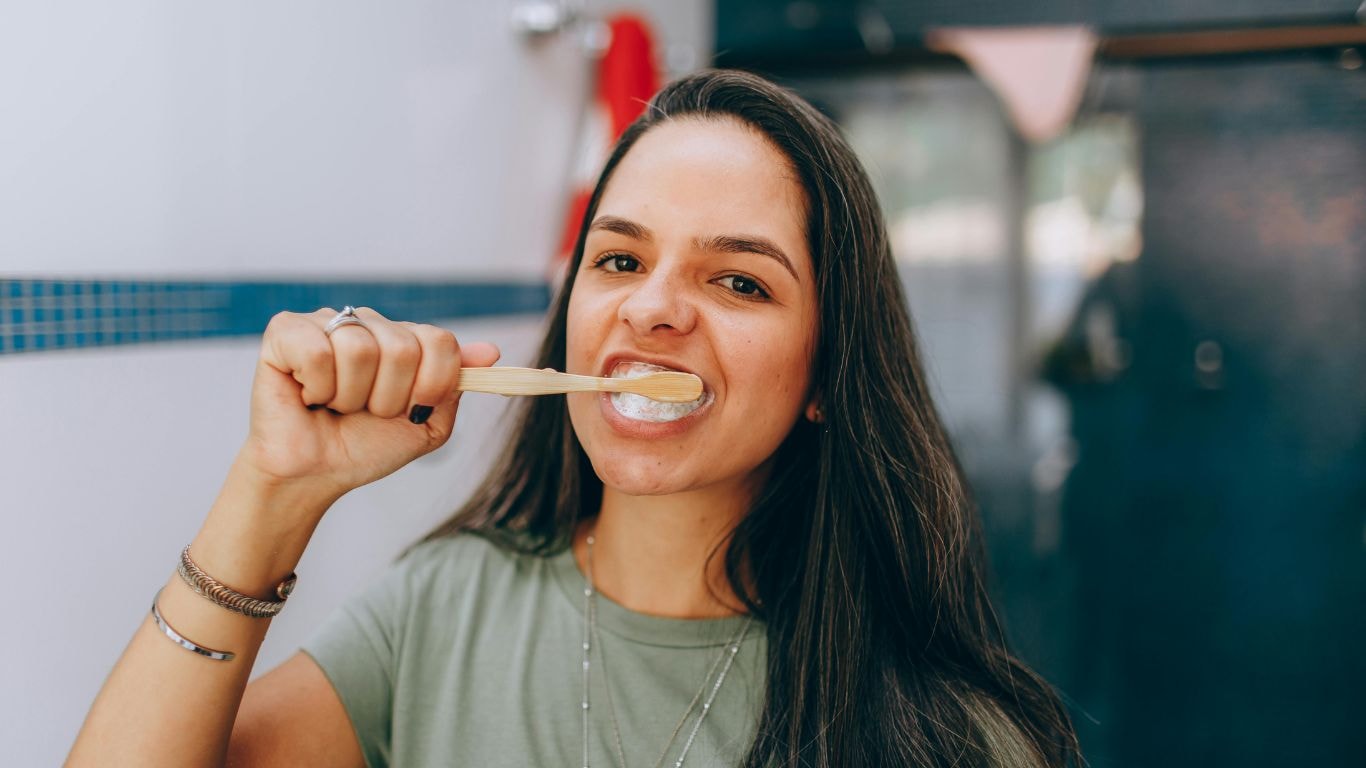 how to remove iron supplement stains from teeth