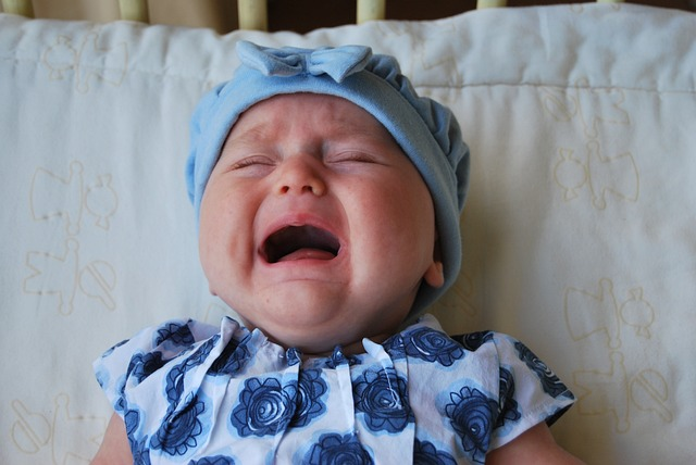 Płacz niemowlaka przyczyny
