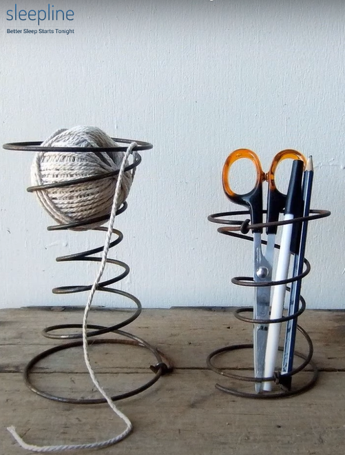 Making pen holders out of old mattress springs