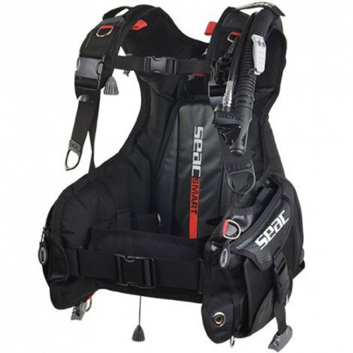 THe SEAC Smart BCD is perfect for beginner and advanced divers that want a jacket style travel BC. 