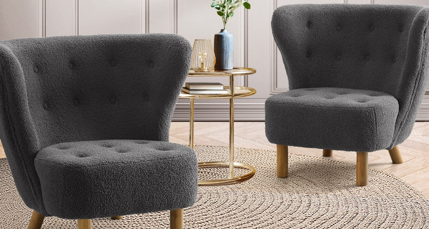 The Artiss Felista Armchair is crafted with luxurios sherpa upholstery, sturdy rubberwood legs and thick high resistance foam for a beautifully comfortable armchair..