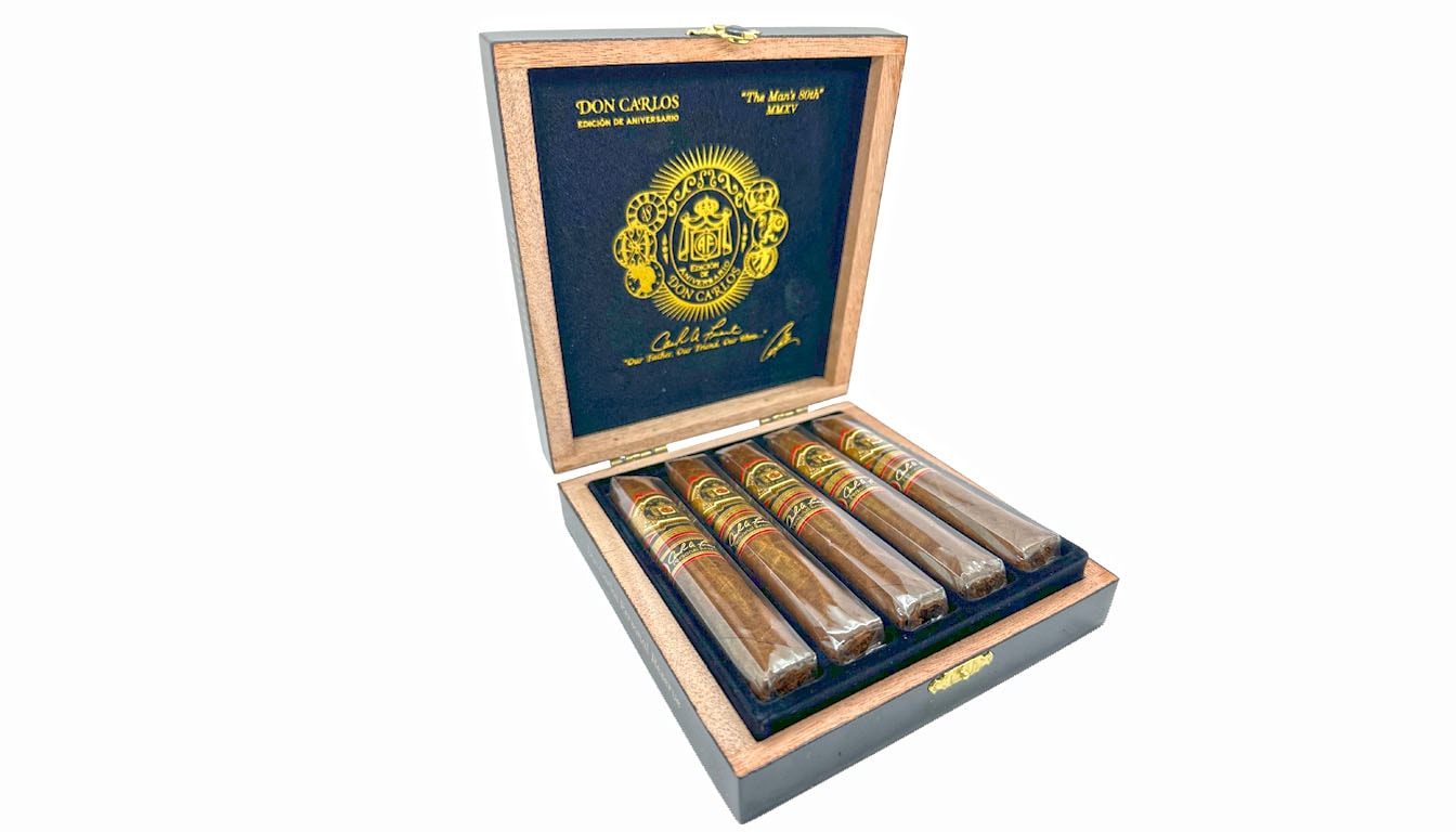 Don Carlos Personal Reserve Box of 5 offers a sophisticated and luxurious smoking experience