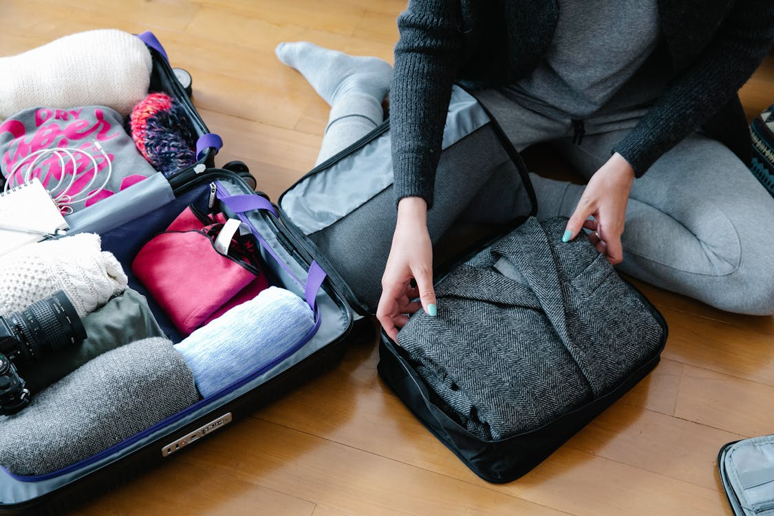 finding travel gear to sell online to get a high profit margin