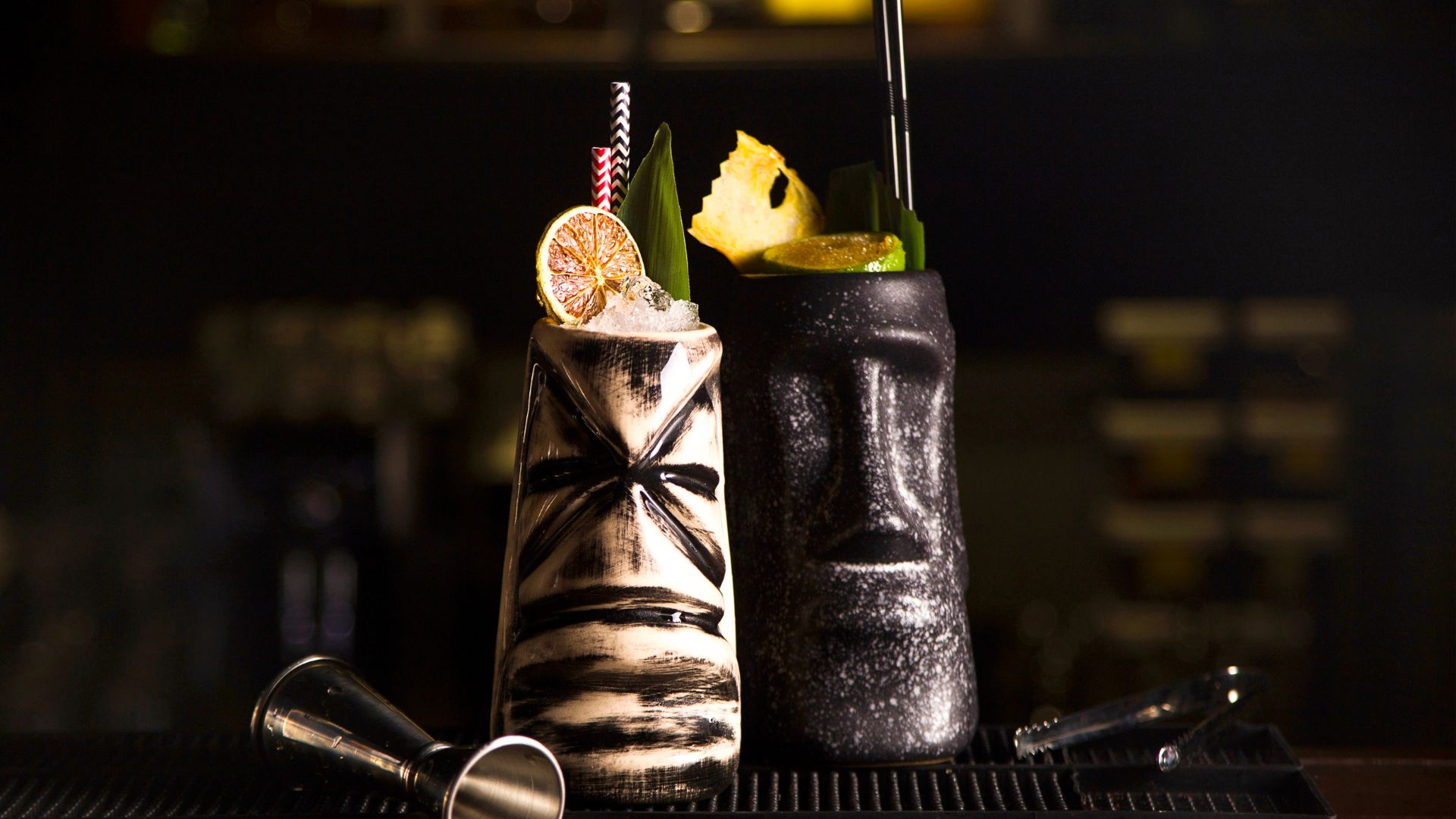Why Mobile Bar Hire Are Perfect For Your New Year's Eve Party? -