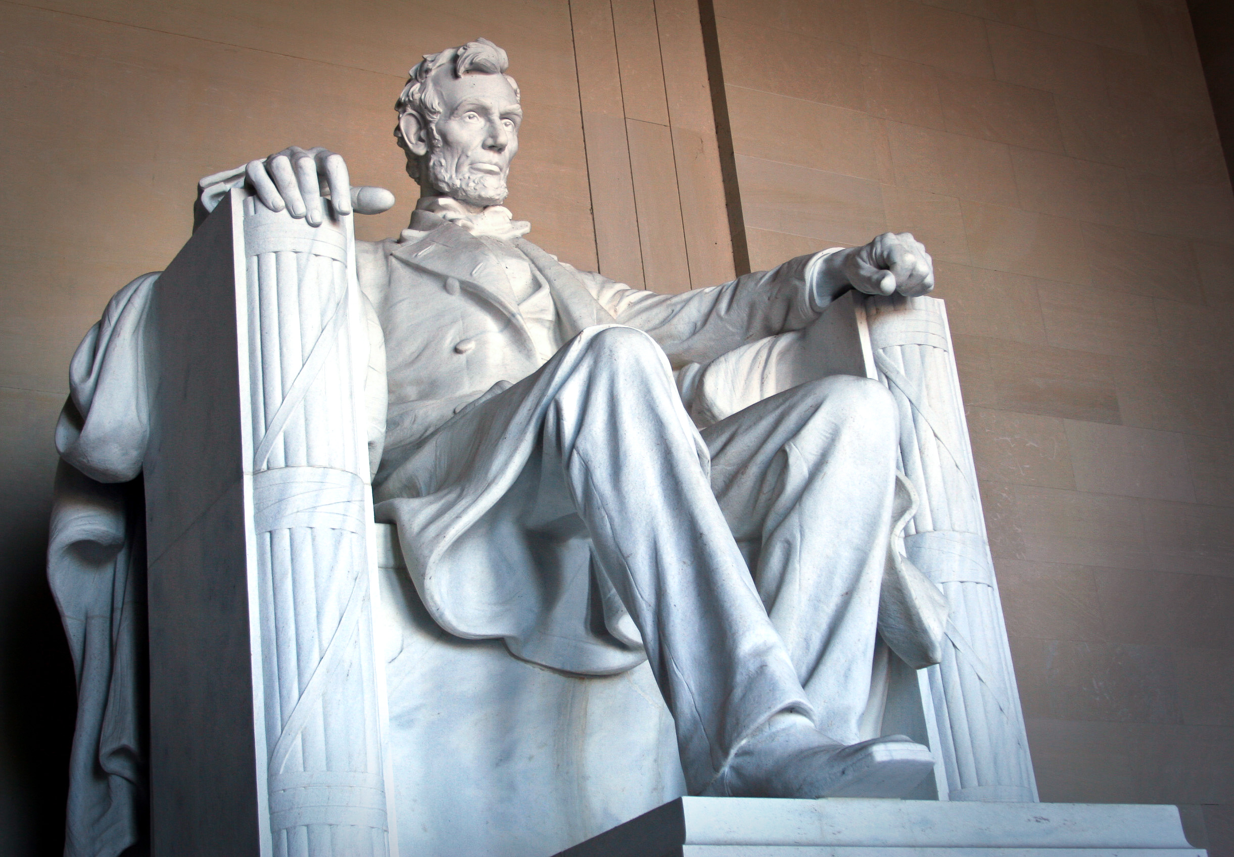Lincoln Memorial, Airbnb Washington DC 
