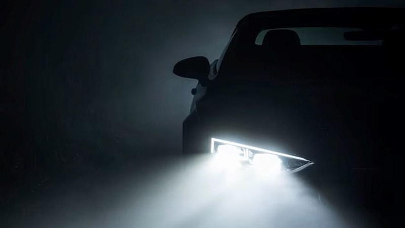  Smart headlights on dark environment.