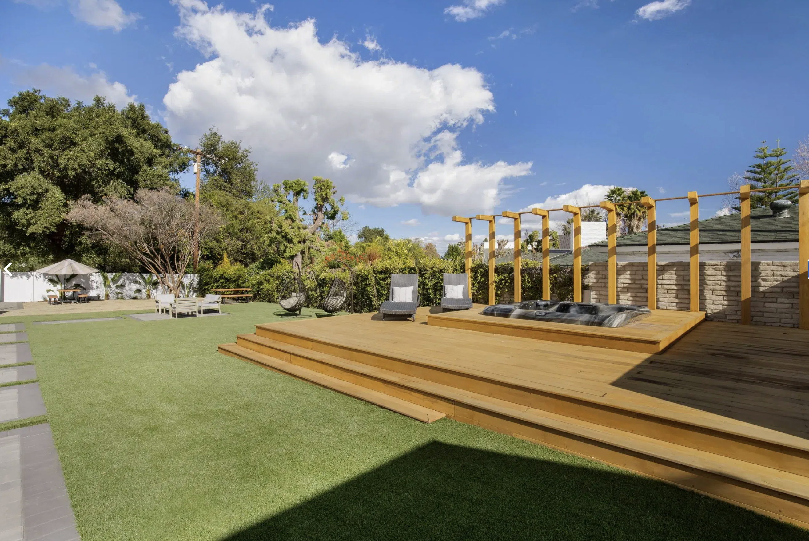 The relaxing grounds of our detox facility