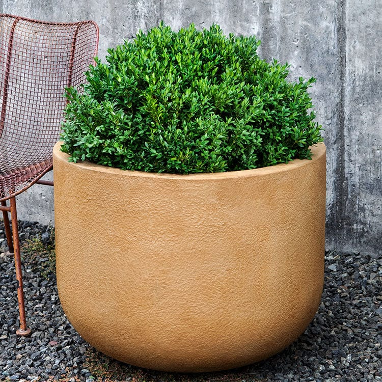 An image of the Campania International Contour 4735 Planter - GFRC-0900 from Airpuria.