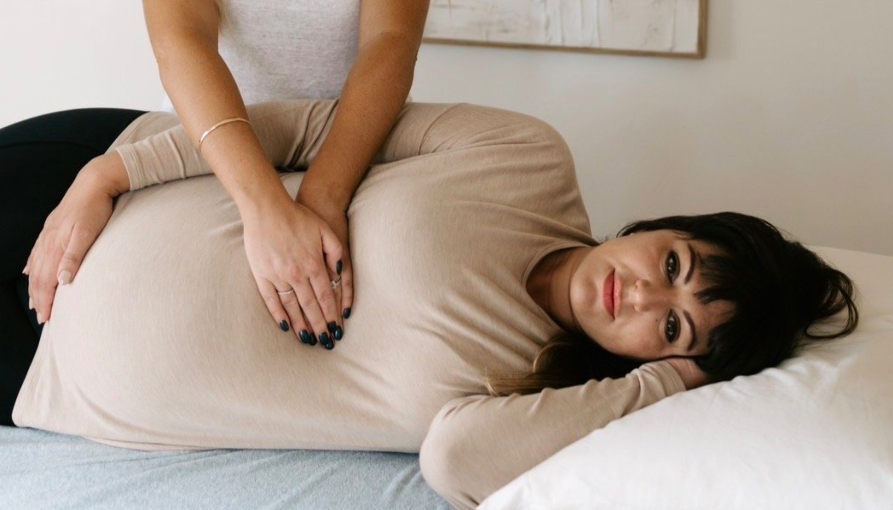 Halsbrann Gravid: Når Babyen Presser, og Halsen Brenner 8 Gravid hviler – vurderer lindring ved vedvarende halsbrann.