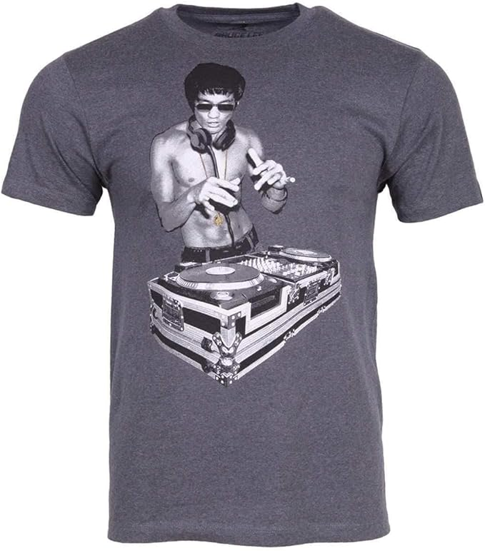A person wearing a t-shirt with DJ logo