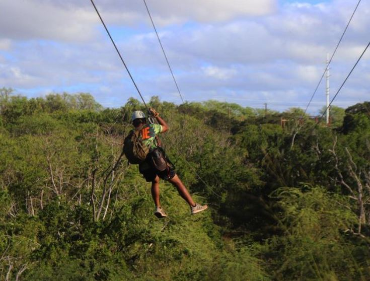 zip lining in oahu hawaii 