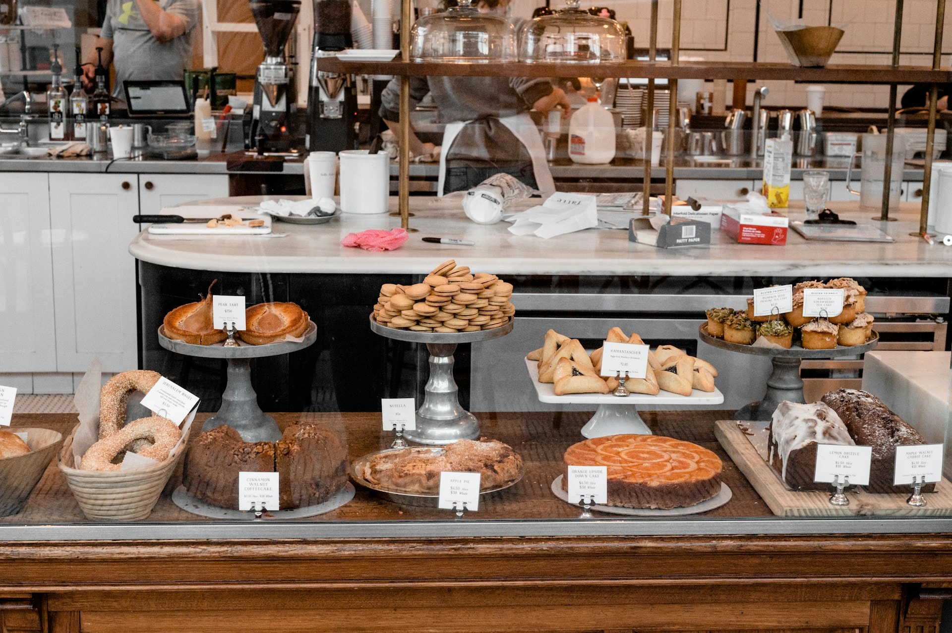 Best Restaurants in Bari: A Guide to Authentic Cuisine 7 5780f434 4306 407c 88ae f1aee74ef516
