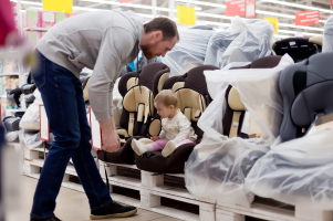 How to choose the best child safety seat