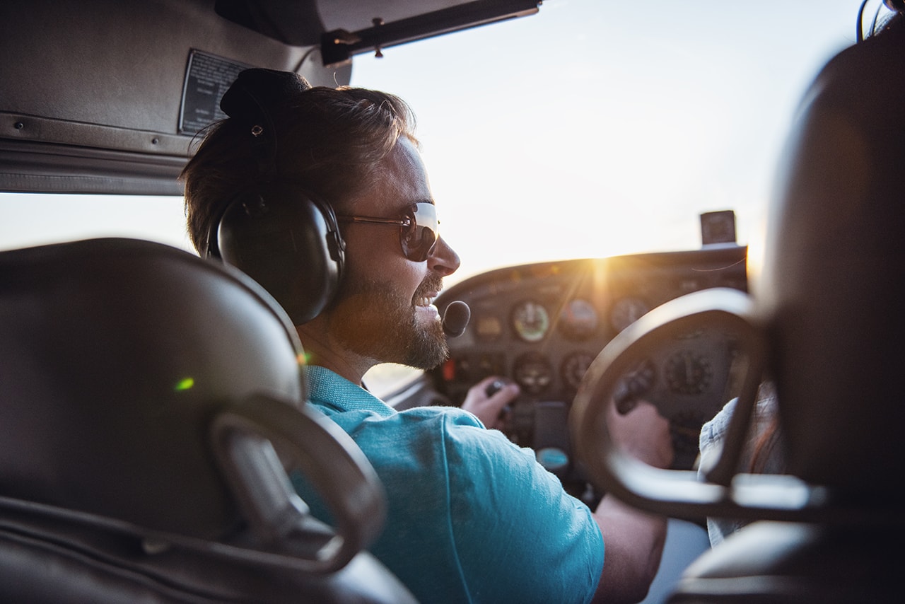 interactive learning for private pilot training