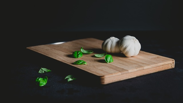 store cutting boards, kitchen storage ideas