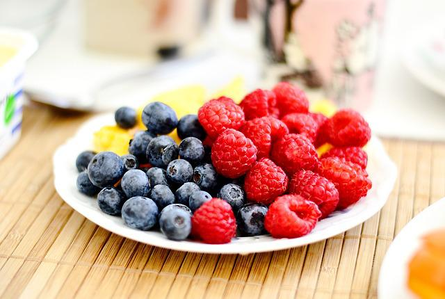 berries, plate, fresh