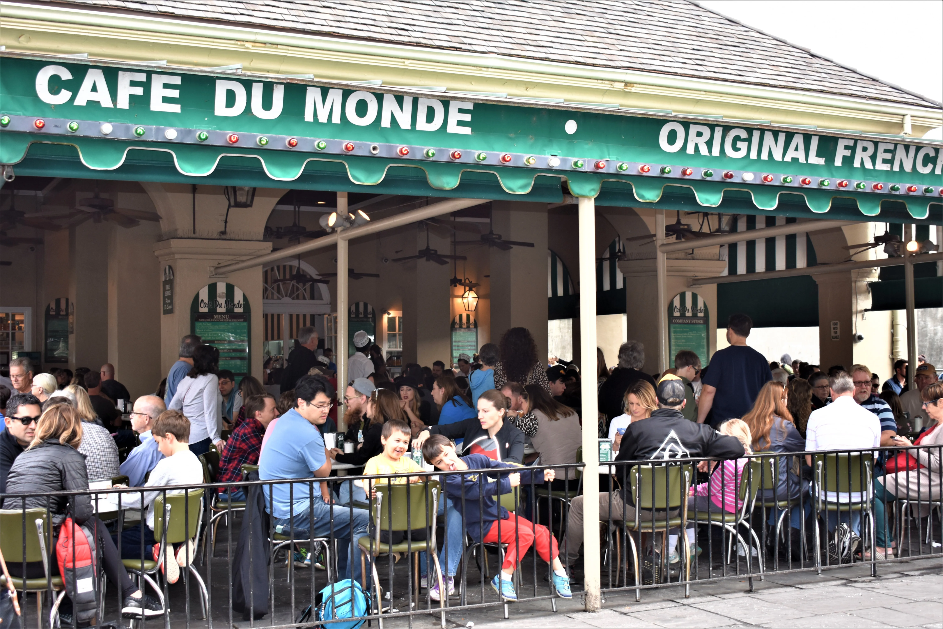 Cafe Du Monde Orleans experience