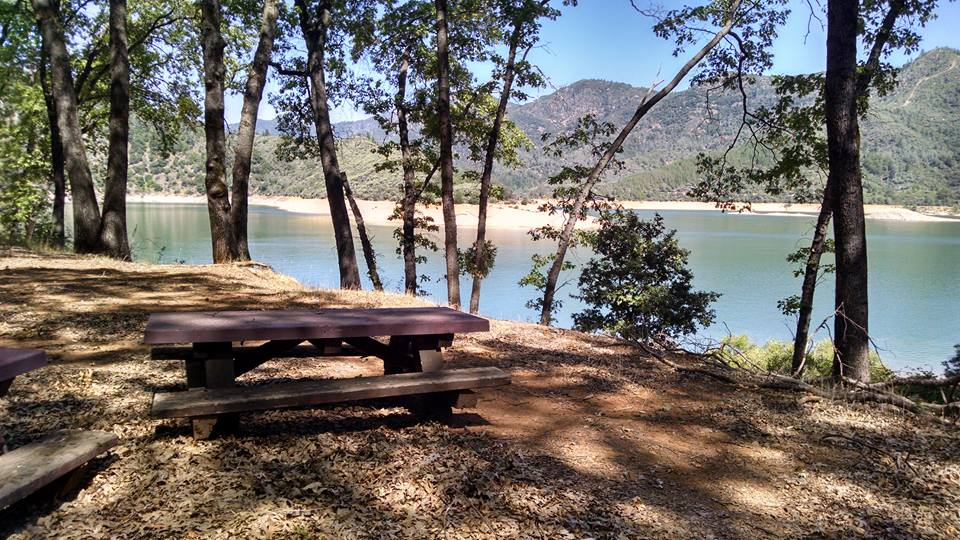lake, picnic table