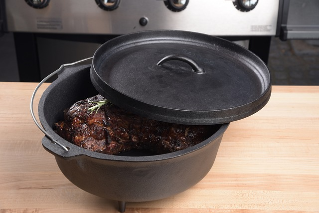 dutch oven with lid