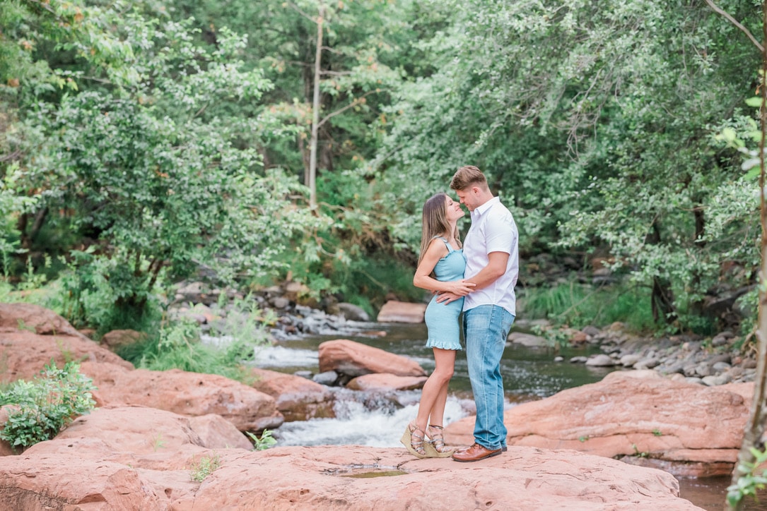 A stunning outdoor location in Phoenix for family photography sessions.