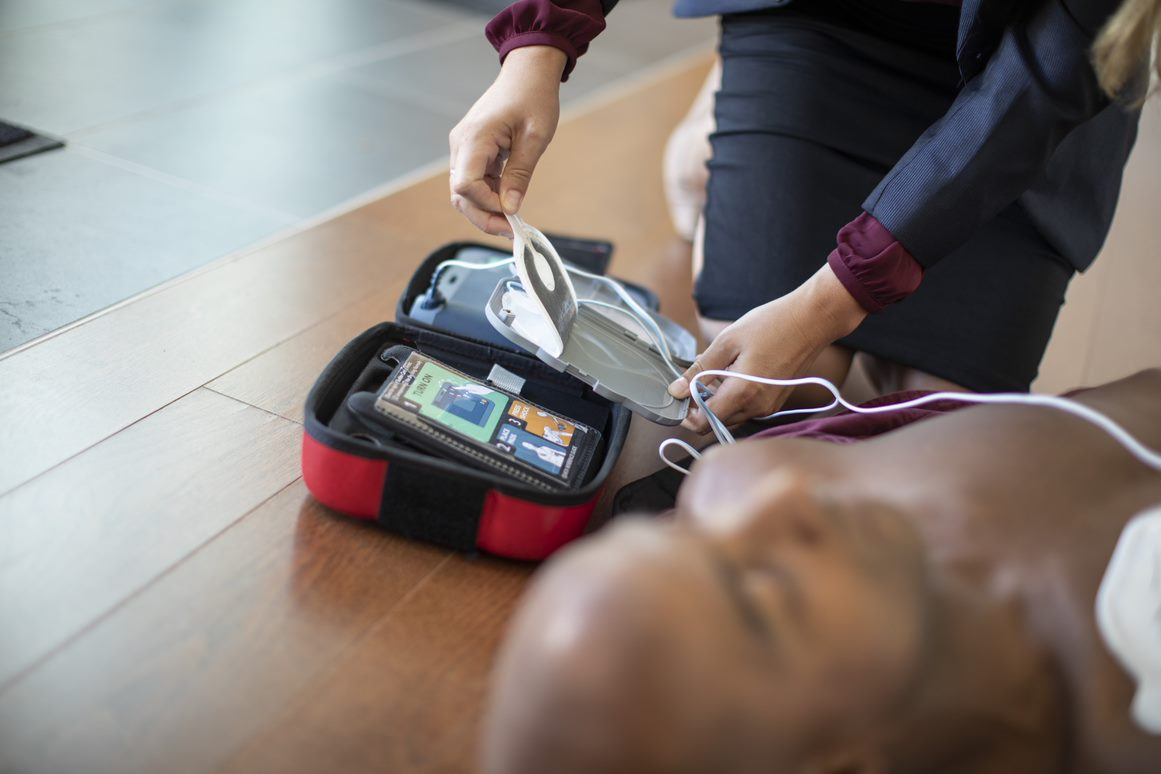 aed in use