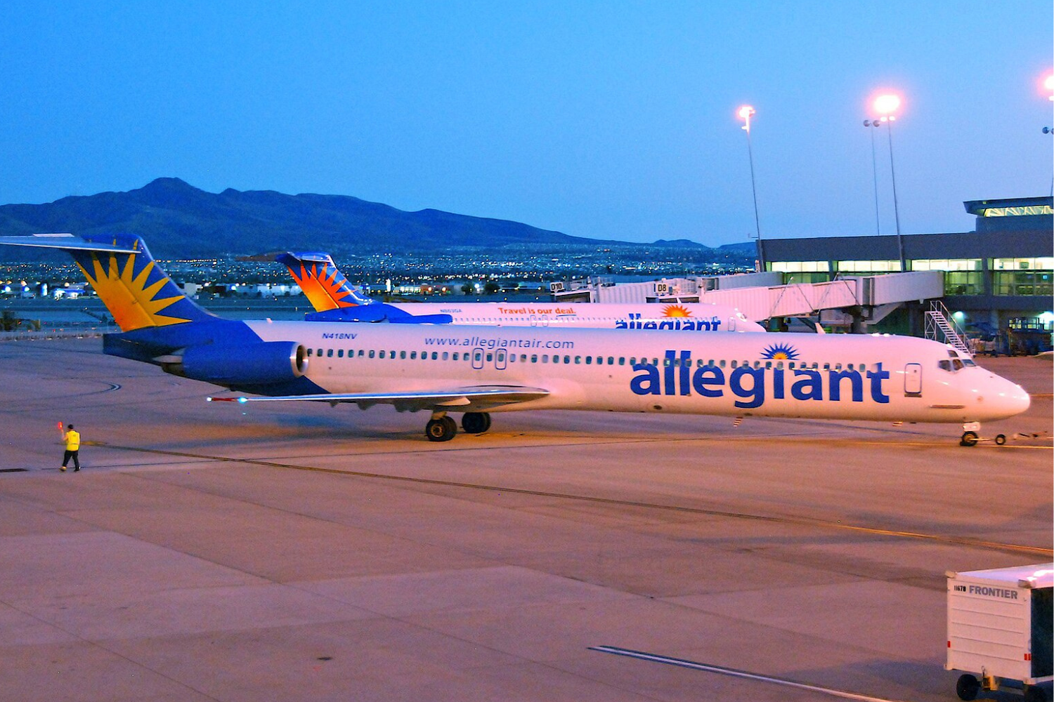 allegiant airlines flight at the airport