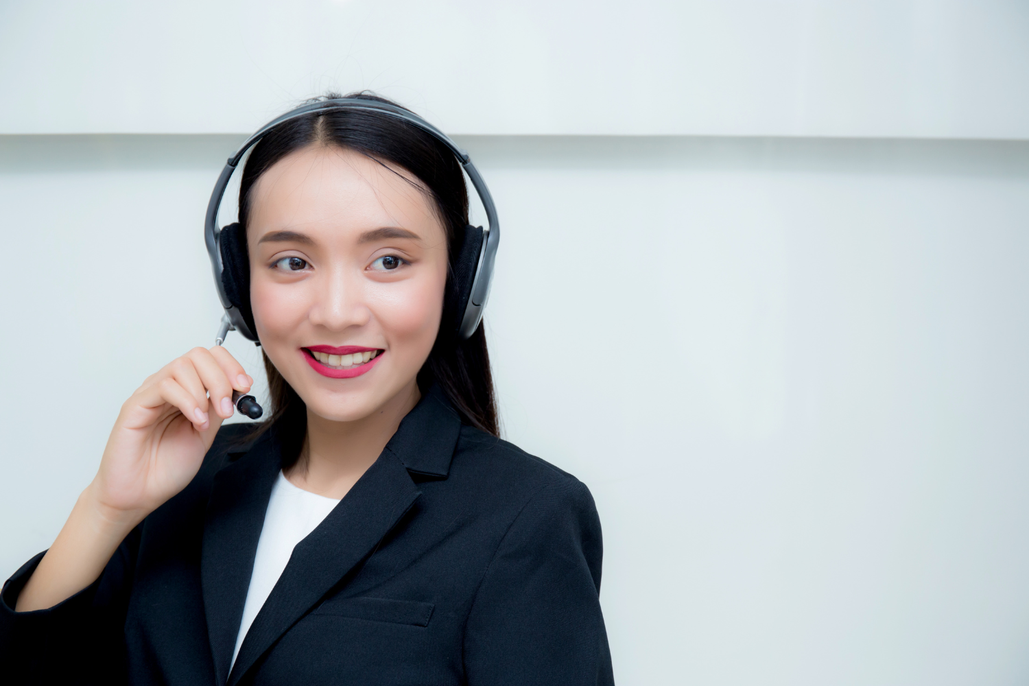A Filipino virtual assistant.