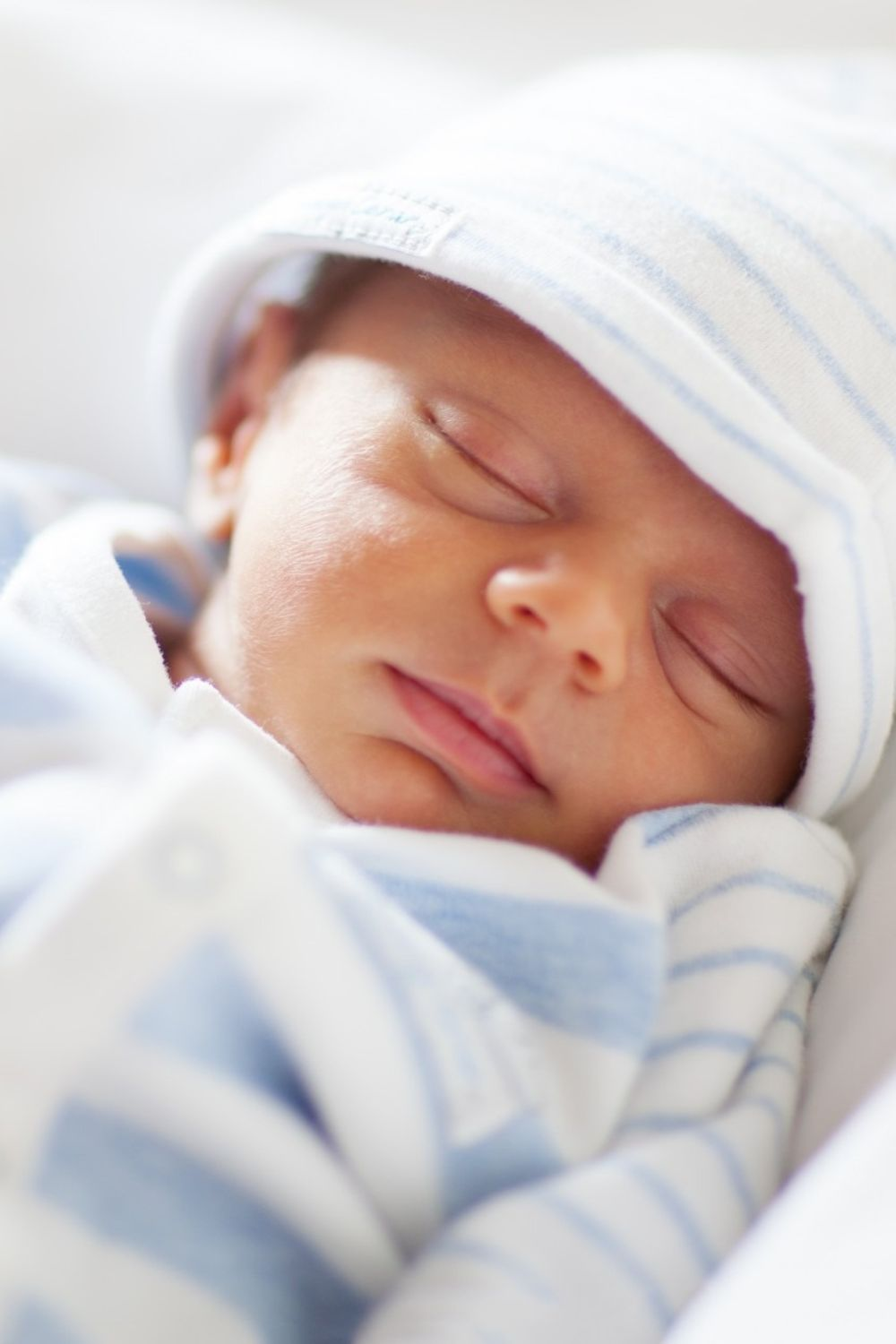 Newborn sleeping - Featured In Tips to Prevent Baby Scratches