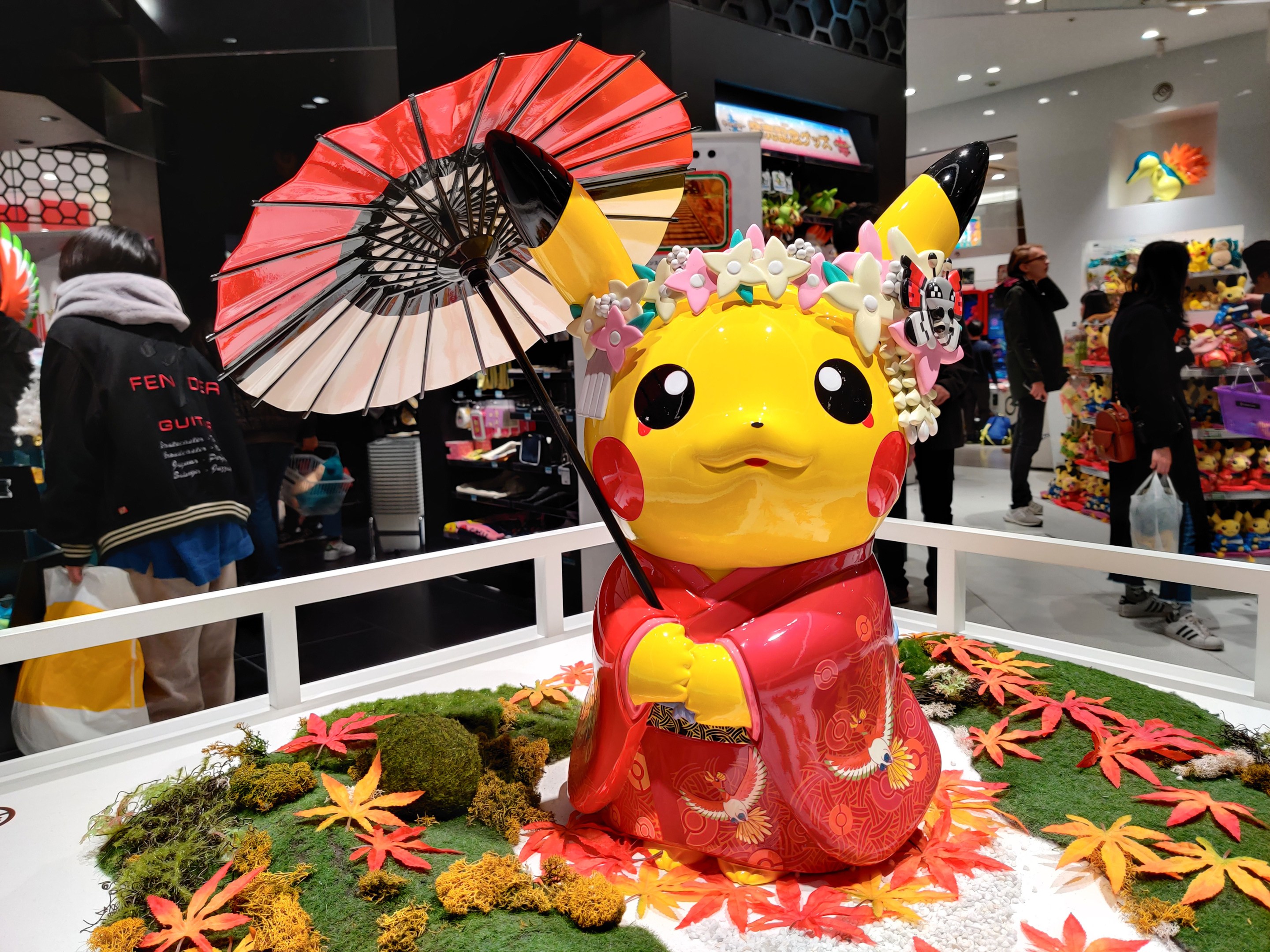 Pokémon Center Kyoto Pikachu mascot