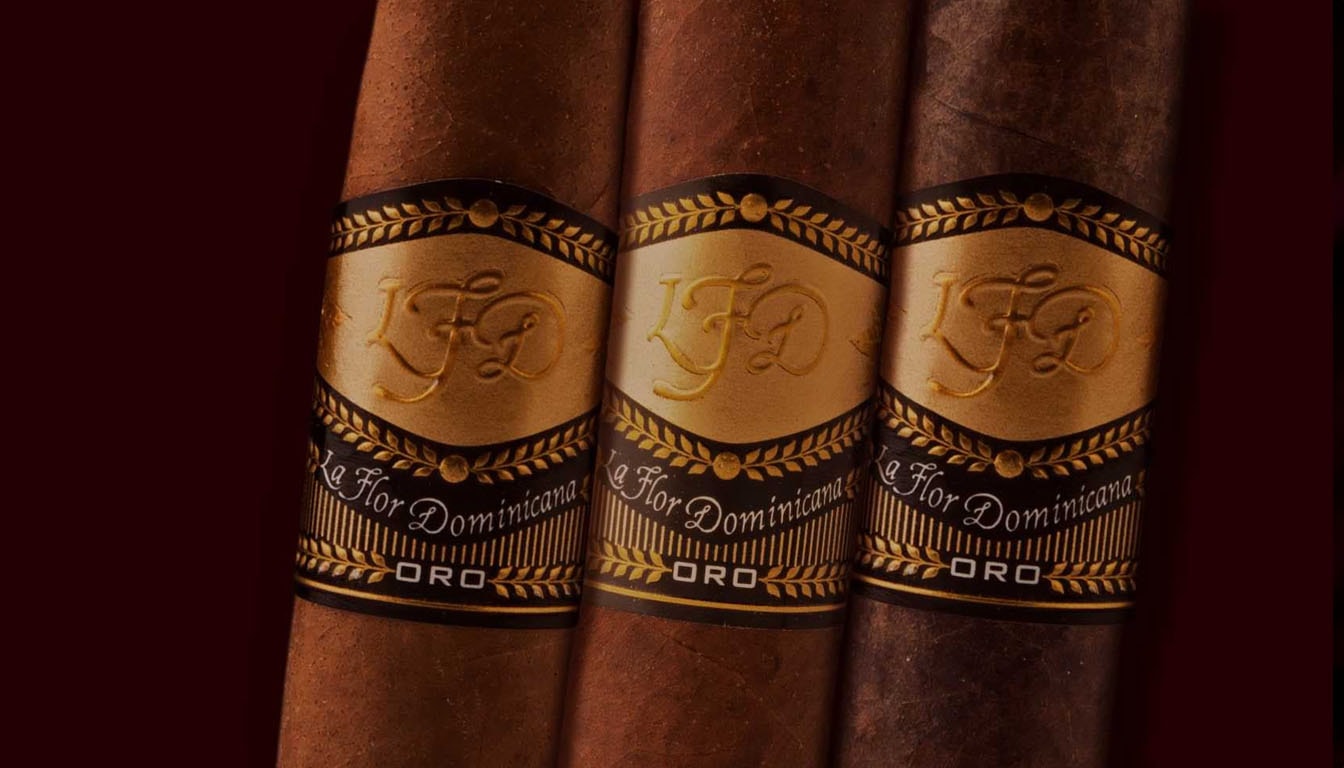Cigars in a box showcasing their freshness and preservation.