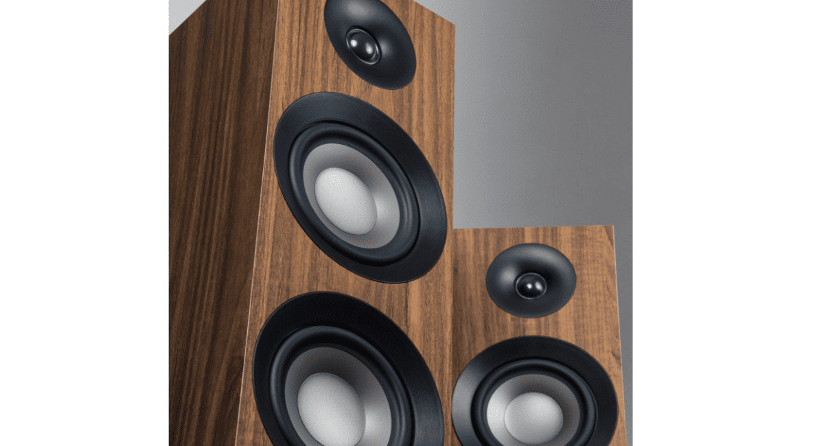 Floor speakers