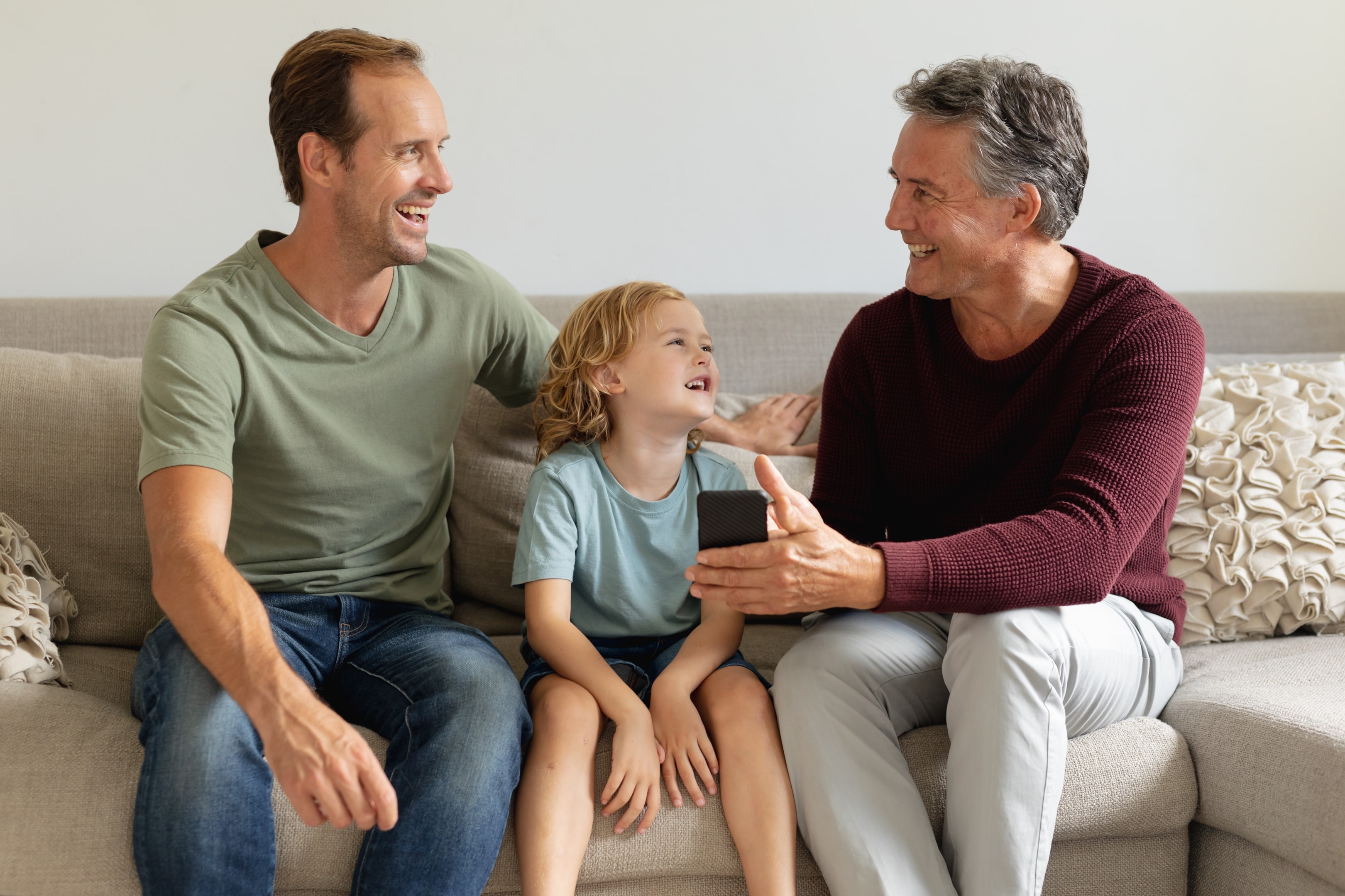 Manhattan parents having productive conversation about parenting approaches using therapy techniques.