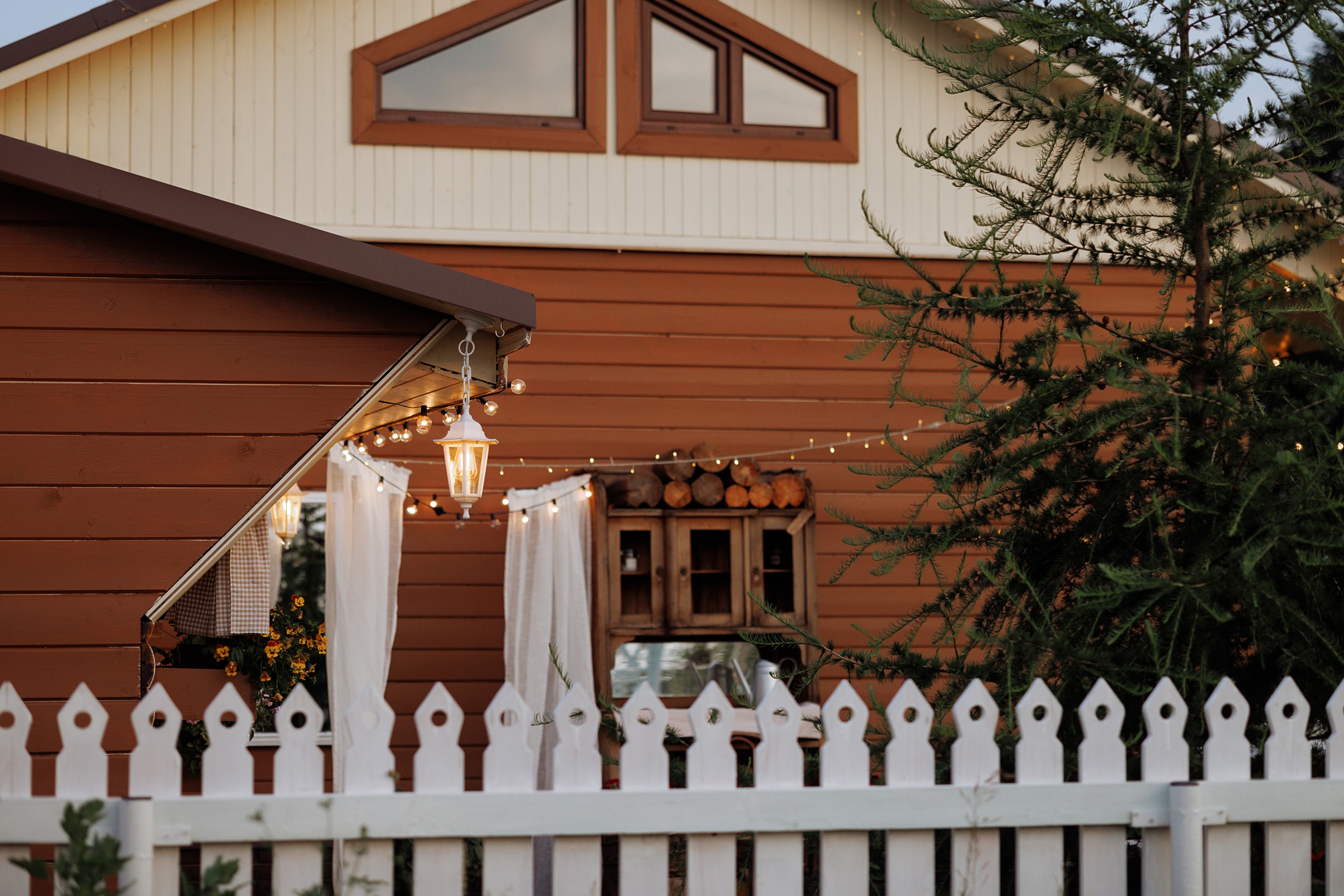 Ochrona posiadania przysługuje przeciwko temu kto samowolnie naruszył posiadanie niezależnie od zgodności posiadania ze stanem prawnym