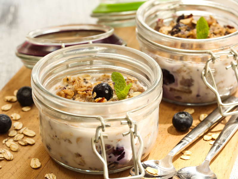 Image of a jar of overnight oats.