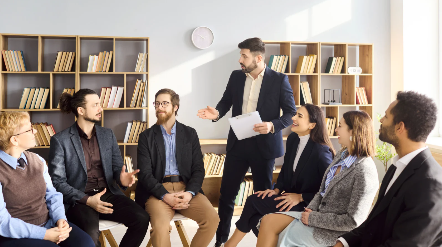 szkolenia sprzedażowe dla handlowców – rozwój umiejętności sprzedażowych zespołu warsztaty sprzedażowe – praktyczne techniki sprzedaży i komunikacji z klientem szkolenia dla handlowców – budowanie relacji i obsługa klienta w sprzedaży zespół sprzedażowy podczas szkolenia biznesowego w sali szkoleniowej efektywne prowadzenie spotkań handlowych – szkolenia sprzedażowe dla firm rozwój kompetencji sprzedażowych – szkolenia biznesowe dla działu sprzedaży szkolenia sprzedażowe online i stacjonarne – rozwój handlowców techniki negocjacyjne w sprzedaży – szkolenie dla przedstawicieli handlowych budowanie relacji z klientem – szkolenia z obsługi klienta i sprzedaży zarządzanie zespołem sprzedażowym – szkolenia dla menedżerów sprzedaży