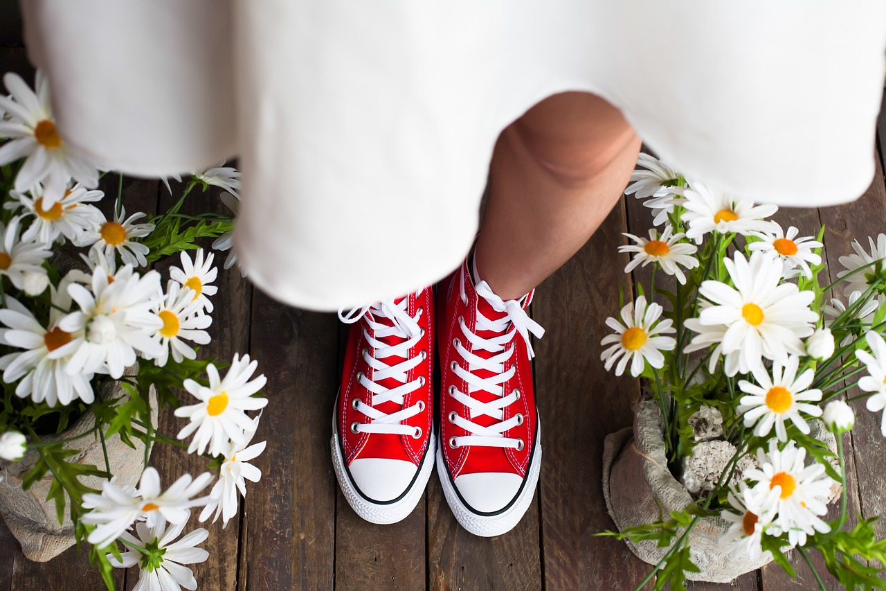 white dress red shoes